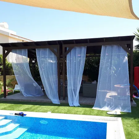 Bouboulina Cyprus Ajía Nápa