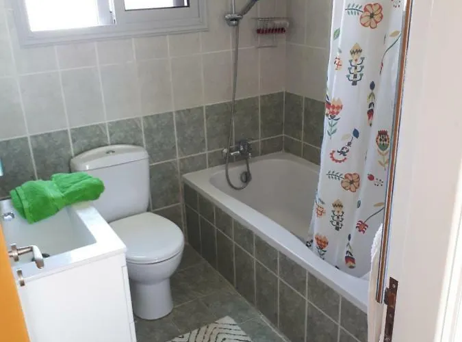 Bouboulina Cyprus * Ayía Nápa