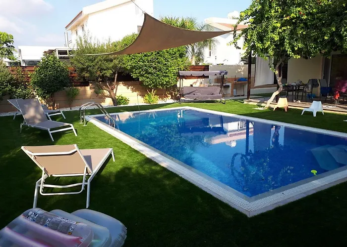 Bouboulina Cyprus Ayía Nápa